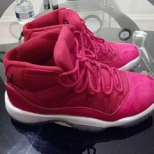 AIR JORDAN RETRO 11
